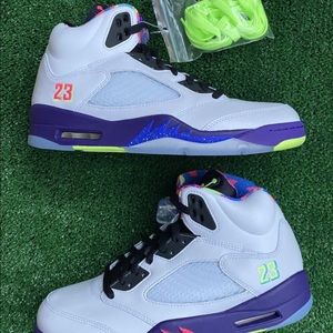 DEAD STOCK BEL AIRS SIZE 8.5